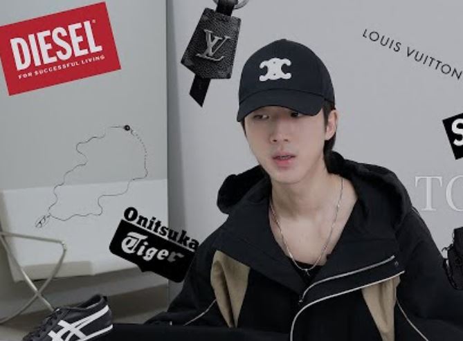 셀린느 트리옹프 베이스볼캡 네이비 모자 레플리카 미러급 SA급 S급 고퀄리티 최상급 하이엔드 셀럽 - best 3