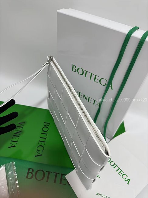 2025.06.04_[한ㅇㅇ 고객님 주문제품 검수사진] 보테가베네타 클러치백 레플리카 미러급 SA급 S급 고퀄리티 하이엔드 최상급 가방 4