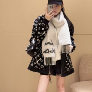 루이비통 모노그램 양색 스카프 블랙 화이트 면양털 58% 42%알파카 레플리카 미러급 SA급 S급 고퀄리티 최상급 하이엔드 [남성여성공용]