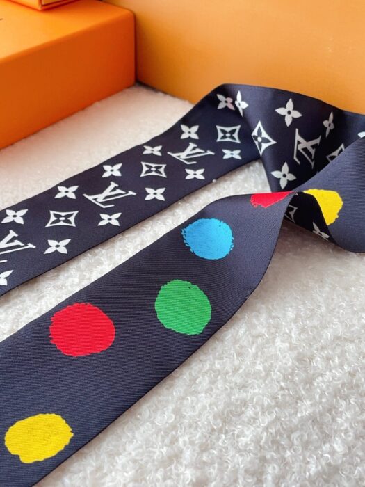 루이비통 레플리카 블랙 페인티드 도트 모노그램 BB 방도 스카프 M78485 12