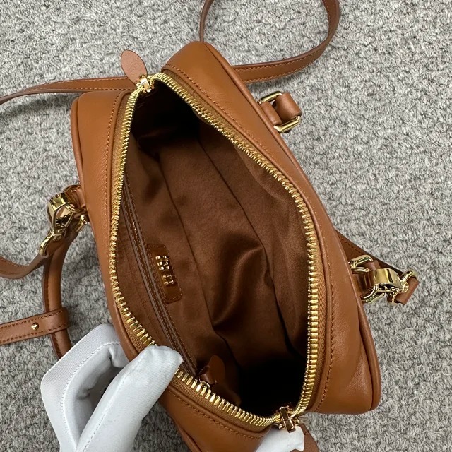 미우미우 아르카디 가죽 백 5BB142 브라운 블랙 2컬러 레플리카 미러급 SA급 S급 고퀄리티 최상급 하이엔드 가방 [여성] 49