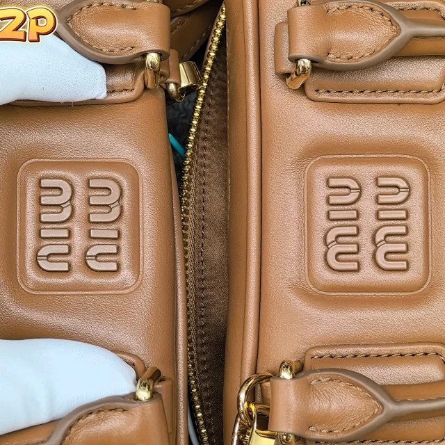 미우미우 아르카디 가죽 백 5BB142 브라운 블랙 2컬러 레플리카 미러급 SA급 S급 고퀄리티 최상급 하이엔드 가방 [여성] 35