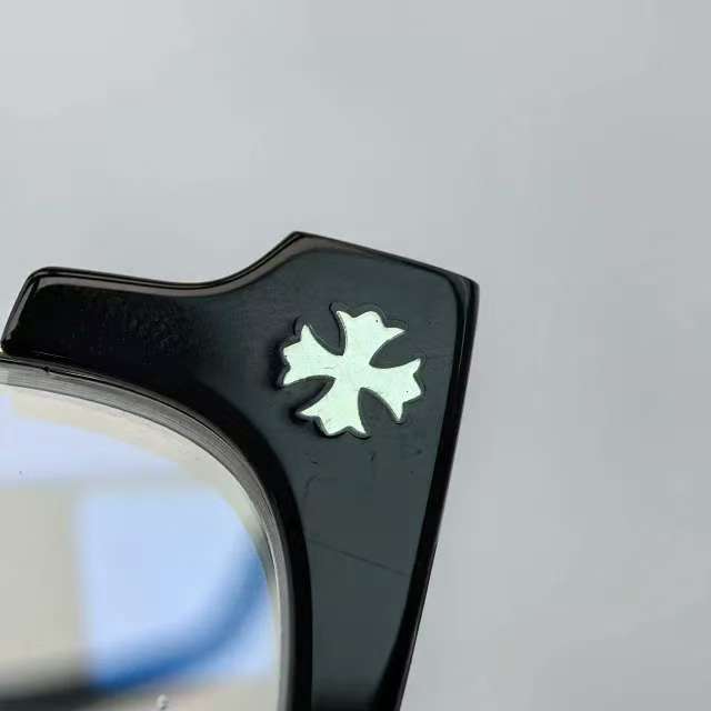 크롬하츠 보넨노이슈어 2 블랙 브러쉬드 실버 안경 레플리카 미러급 SA급 S급 고퀄리티 최상급 하이엔드 악세사리 [남성여성공용] 32