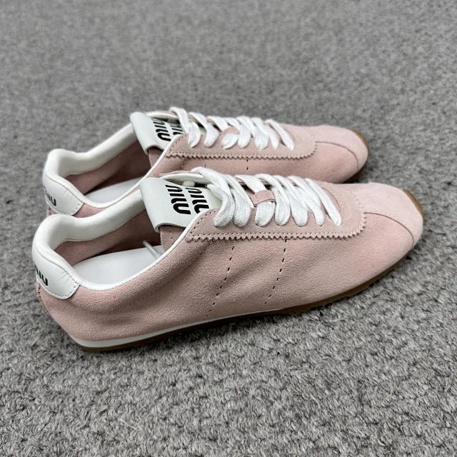 미우미우 스웨이드 스니커즈 4컬러 레플리카 미러급 SA급 S급 고퀄리티 최상급 하이엔드 신발 [여성] 38