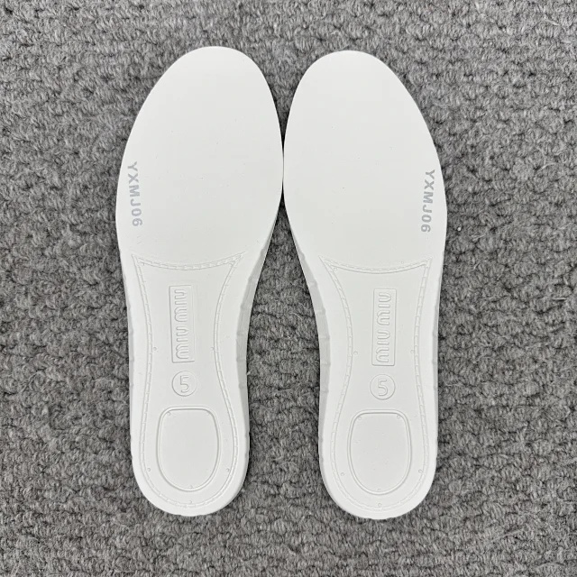 미우미우 스웨이드 스니커즈 4컬러 레플리카 미러급 SA급 S급 고퀄리티 최상급 하이엔드 신발 [여성] 72