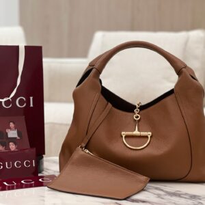 구찌 소프트빗 맥시 숄더 백 브라운 837466 레플리카 미러급 SA급 S급 고퀄리티 최상급 하이엔드 가방 [여성]