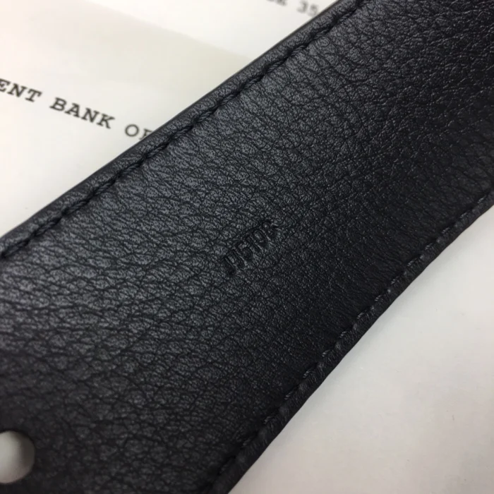 루이비통 남성용 단색 벨트 2컬러 레플리카 미러급 SA급 S급 고퀄리티  [남성] 최상급 하이엔드 - best 17