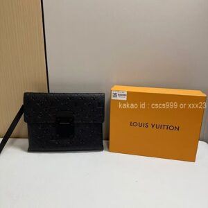 2024.10.27_[김ㅇㅇ 고객님 주문제품 검수사진] 루이비통 클러치 레플리카