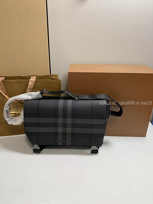 2024.10.30_[도ㅇㅇ 고객님 주문제품 검수사진] 버버리 크로스백 레플리카 미러급 SA급 S급 고퀄리티