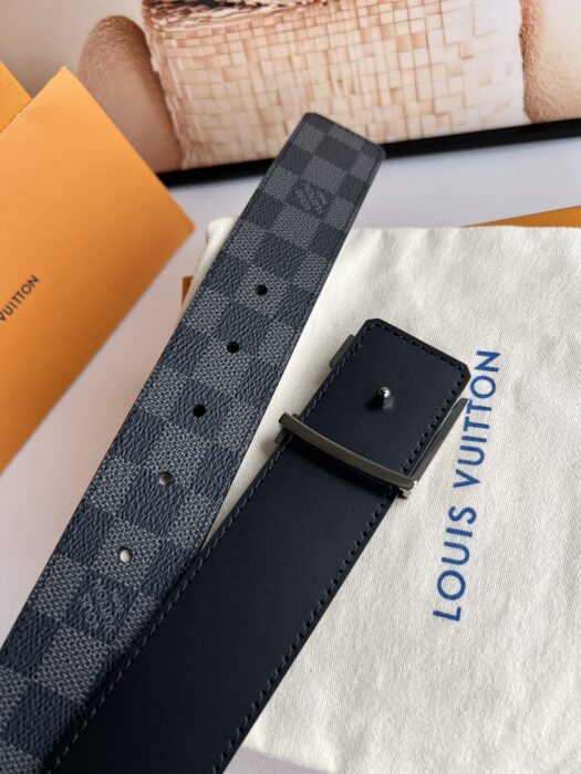 루이비통 LV 이니셜 다미에 클램프 벨트 40mm 2컬러 블랙 레플리카 미러급 SA급 S급 고퀄리티  [남성] - best 15