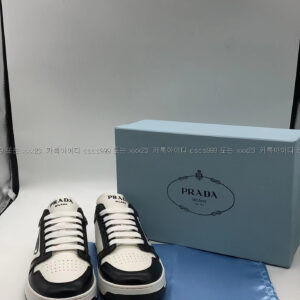 2024.01.11_[석*수 고객님 검수] 프라다 신삼각 로고 디스트릭트