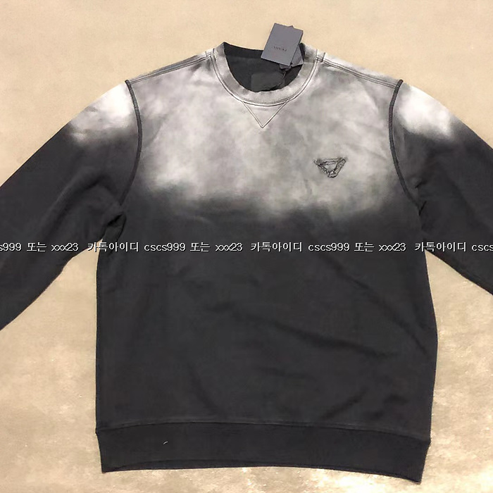 2023.04.16_[심ㅇ진 고객님 검수] 프라다 레플리카 맨투맨