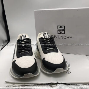 2023.08.02_[김ㅇ민 고객님 검수] 지방시 레플리카 신발