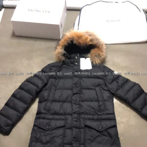 2024.03.06_[박ㅇ석 고객님 검수] 몽클레어 레플리카 패딩