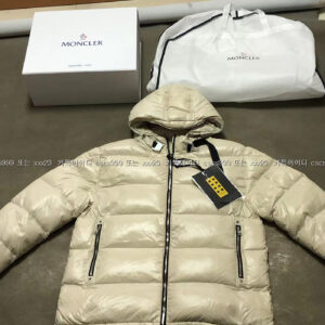 2024.03.10_[권ㅇ영 고객님 검수] 몽클레어 레플리카 패딩