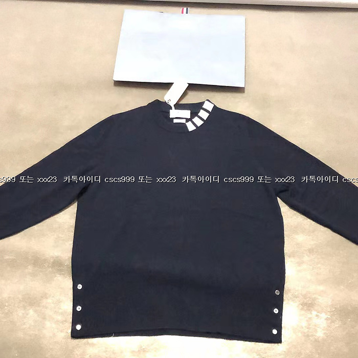 2023.10.22_[권ㅇ수 고객님 검수] 톰브라운 레플리카 니트