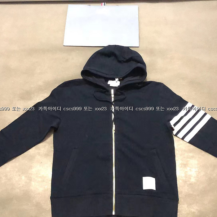 2023.10.21_[권ㅇ석 고객님 검수] 톰브라운 레플리카 후드