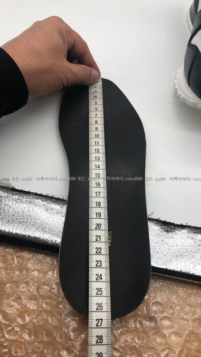 2023.11.20_[장ㅇ수 고객님 검수] 루이비통 레플리카 신발 13