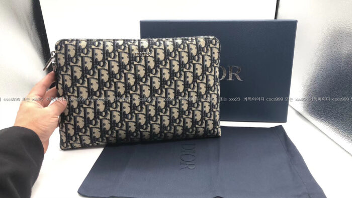 2023.11.29_[김ㅇ식 고객님 검수] 디올 레플리카 클러치 2