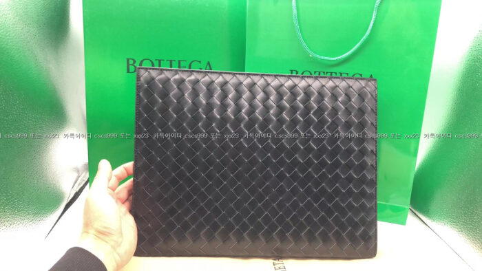 2024.01.11_[김ㅇ선 고객님 검수] 보테가베네타 레플리카 클러치 2