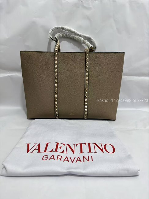 2025.05.01_[이ㅇㅇ 고객님 주문제품 검수사진] 발렌티노 가라바니 락스터드 송아지 가죽 쇼퍼백 레플리카 미러급 SA급 S급 고퀄리티 하이엔드 최상급 가방