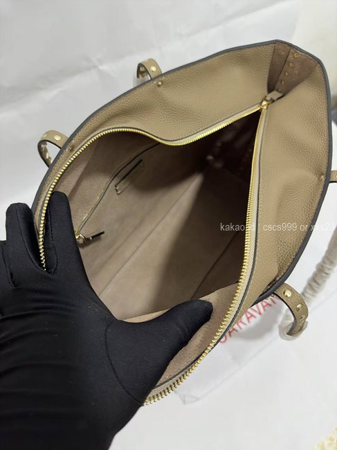 2025.05.01_[이ㅇㅇ 고객님 주문제품 검수사진] 발렌티노 가라바니 락스터드 송아지 가죽 쇼퍼백 레플리카 미러급 SA급 S급 고퀄리티 하이엔드 최상급 가방 9