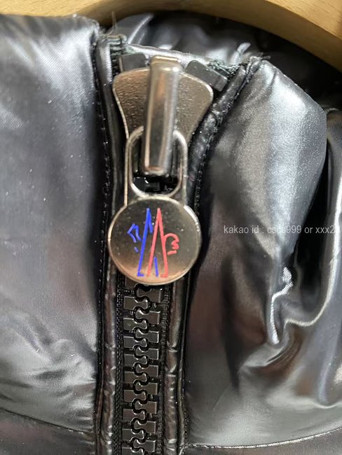 2025.10.24_[김ㅇㅇ 고객님 주문제품 검수사진] 몽클레어 후드 패딩 점퍼 레플리카 미러급 SA급 S급 고퀄리티 하이엔드 최상급  4