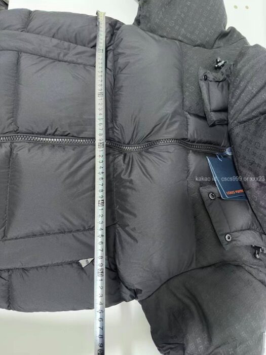2025.10.30_[구ㅇㅇ 고객님 주문제품 검수사진] 루이비통 후드 패딩 점퍼 레플리카 미러급 SA급 S급 고퀄리티 하이엔드 최상급  10