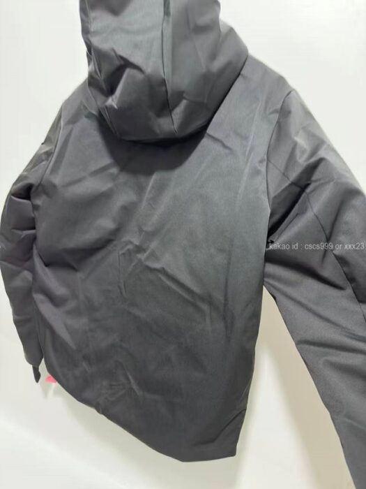 2025.10.30_[윤ㅇㅇ 고객님 주문제품 검수사진] 프라다 후드 패딩 점퍼 레플리카 미러급 SA급 S급 고퀄리티 하이엔드 최상급  6