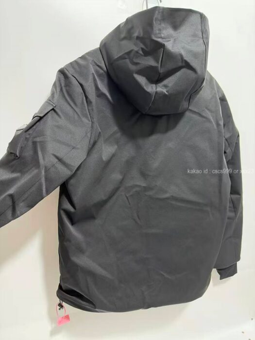 2025.10.30_[윤ㅇㅇ 고객님 주문제품 검수사진] 프라다 후드 패딩 점퍼 레플리카 미러급 SA급 S급 고퀄리티 하이엔드 최상급  5