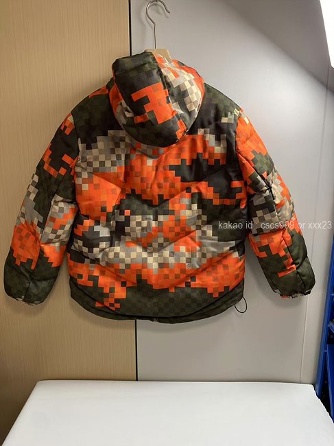 2025.10.31_[김ㅇㅇ 고객님 주문제품 검수사진] 루이비통 후드 패딩 점퍼 레플리카 미러급 SA급 S급 고퀄리티 하이엔드 최상급  2