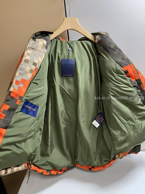 2025.10.31_[김ㅇㅇ 고객님 주문제품 검수사진] 루이비통 후드 패딩 점퍼 레플리카 미러급 SA급 S급 고퀄리티 하이엔드 최상급  5