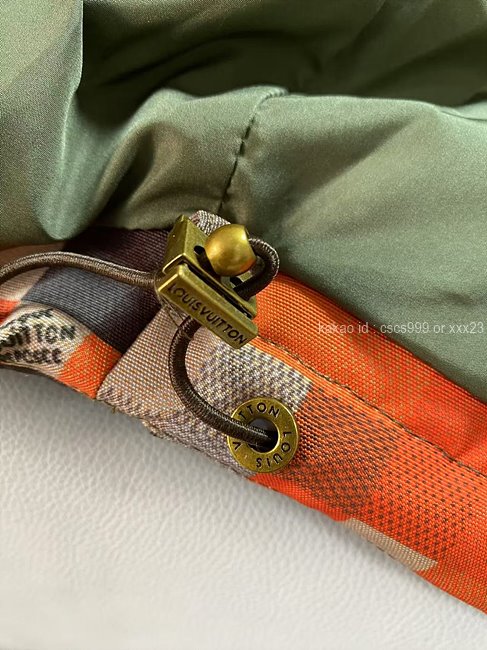 2025.10.31_[김ㅇㅇ 고객님 주문제품 검수사진] 루이비통 후드 패딩 점퍼 레플리카 미러급 SA급 S급 고퀄리티 하이엔드 최상급  7