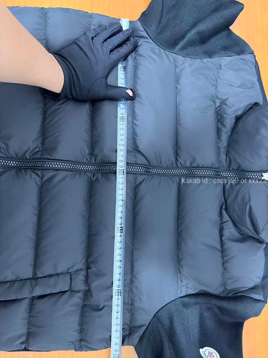 2025.12.23_[성ㅇㅇ 고객님 주문제품 검수사진] 몽클레어 니트 패딩 레플리카 미러급 SA급 S급 고퀄리티 하이엔드 최상급  2