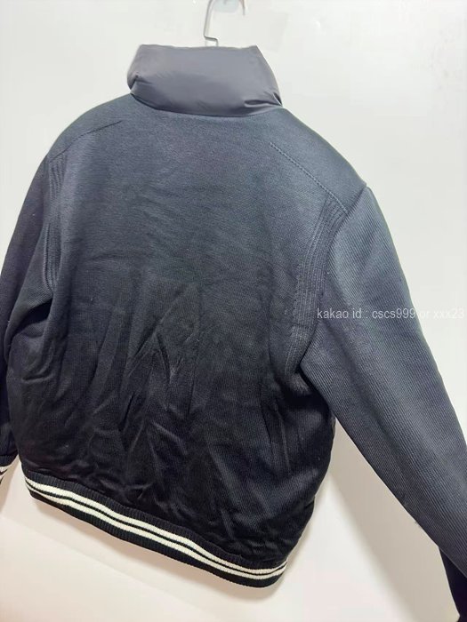 2025.12.23_[성ㅇㅇ 고객님 주문제품 검수사진] 몽클레어 니트 패딩 레플리카 미러급 SA급 S급 고퀄리티 하이엔드 최상급  4