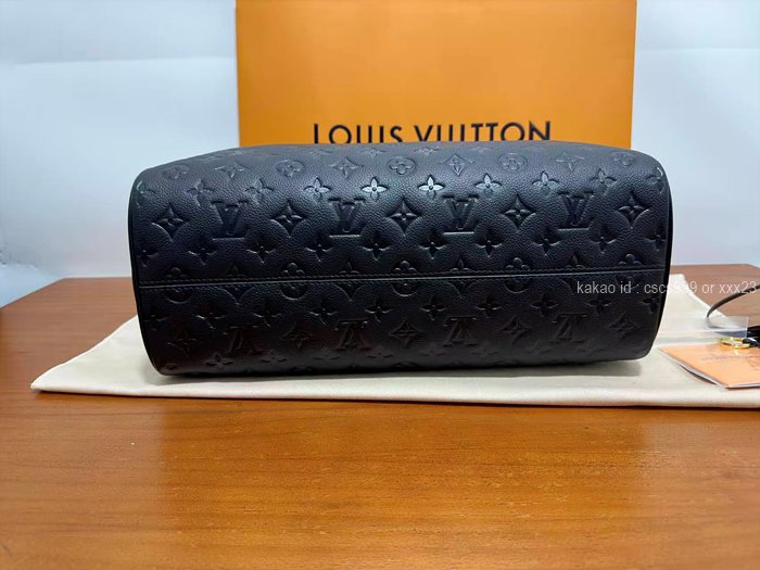 2025.12.24_[주ㅇㅇ 고객님 주문제품 검수사진] 루이비통 애비뉴 MM 미디엄 M25575 블랙 핸드백 레플리카 미러급 SA급 S급 고퀄리티 하이엔드 최상급 가방 4