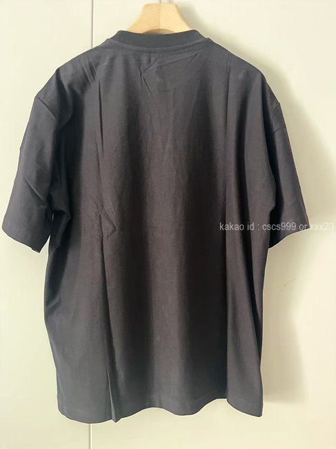 2025.07.01_[김ㅇㅇ 고객님 주문제품 검수사진] 프라다 반팔 라운드 티셔츠 레플리카 미러급 SA급 S급 고퀄리티 하이엔드 최상급 의류 2