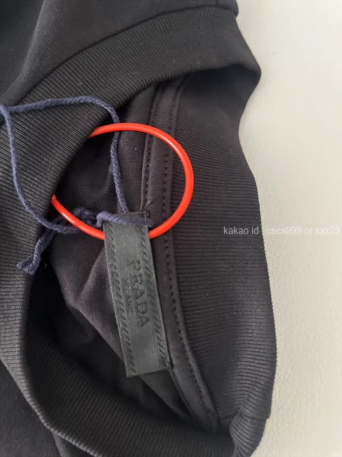 2025.07.01_[김ㅇㅇ 고객님 주문제품 검수사진] 프라다 반팔 라운드 티셔츠 레플리카 미러급 SA급 S급 고퀄리티 하이엔드 최상급 의류 3