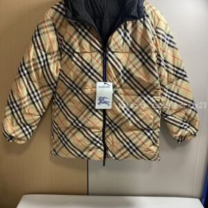 2024.07.25_[이ㅇㅇ 고객님 주문제품 검수사진] 버버리 양면 패딩 레플리카