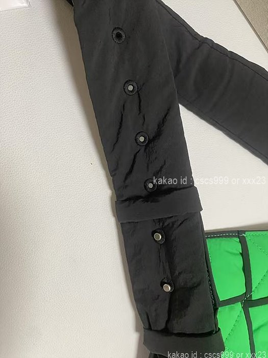 2024.09.11_[정ㅇㅇ 고객님 주문제품 검수사진] 보테가베네타 패디드 크로스백 레플리카 4