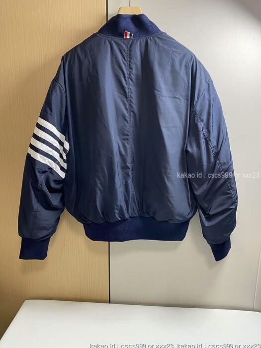 2024.09.16_[지ㅇㅇ 고객님 주문제품 검수사진] 톰브라운 패딩 점퍼 레플리카 2