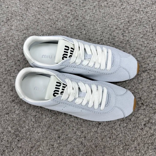 미우미우 스웨이드 스니커즈 4컬러 레플리카 미러급 SA급 S급 고퀄리티 최상급 하이엔드 신발 [여성] 66
