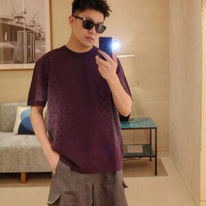 루이비통 옆 그라데이션 모노그램 니트 반팔티 와인 레플리카 미러급 SA급 S급 고퀄리티 하이엔드 최상급 의류 [남성여성공용]