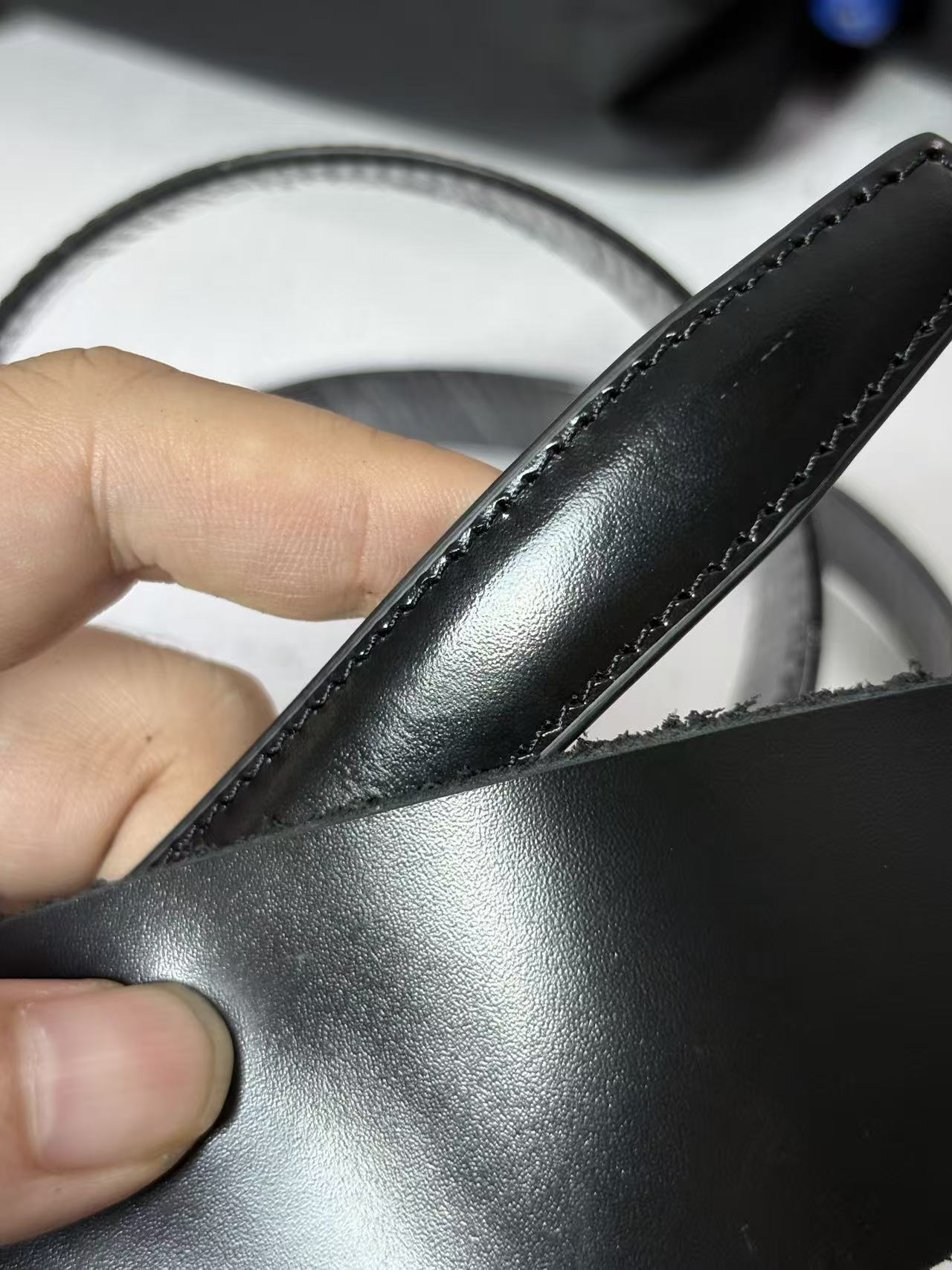 셀린느 트리옹프 벨트 레더 블랙 1.8cm 레플리카 미러급 SA급 S급 고퀄리티 최상급 하이엔드 [남성여성공용] 17