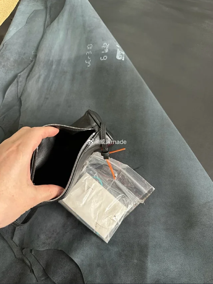 더로우 90's 백 레더 블랙 레플리카 미러급 SA급 S급 고퀄리티 최상급 하이엔드 가방 [여성] 6