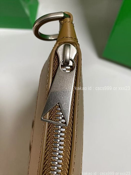 2024.07.13_[이ㅇㅇ 고객님 주문제품 검수사진] 보테가베네타 클러치 레플리카 3