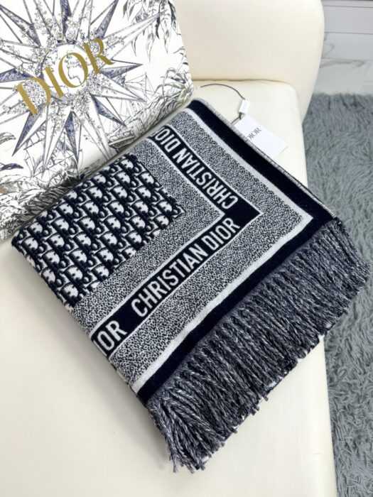 디올 오블리크 스퀘어 담요 스카프 레플리카 미러급 SA급 S급 고퀄리티 최상급 하이엔드 머플러 목도리 [남성여성공용] - best 3
