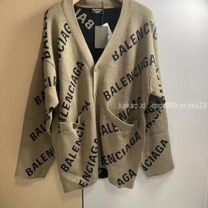 2024.11.28_[이ㅇㅇ 고객님 주문제품 검수사진] 발렌시아가 가디건 레플리카 미러급 SA급 S급 고퀄리티