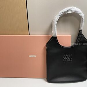 2024.12.03_[박ㅇㅇ 고객님 주문제품 검수사진] 미우미우 숄더백 레플리카 미러급 SA급 S급 고퀄리티