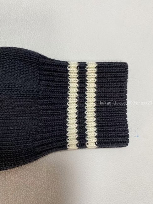 2024.12.07_[장ㅇㅇ 고객님 주문제품 검수사진] 몽클레어 니트패딩집업 레플리카 미러급 SA급 S급 고퀄리티 6